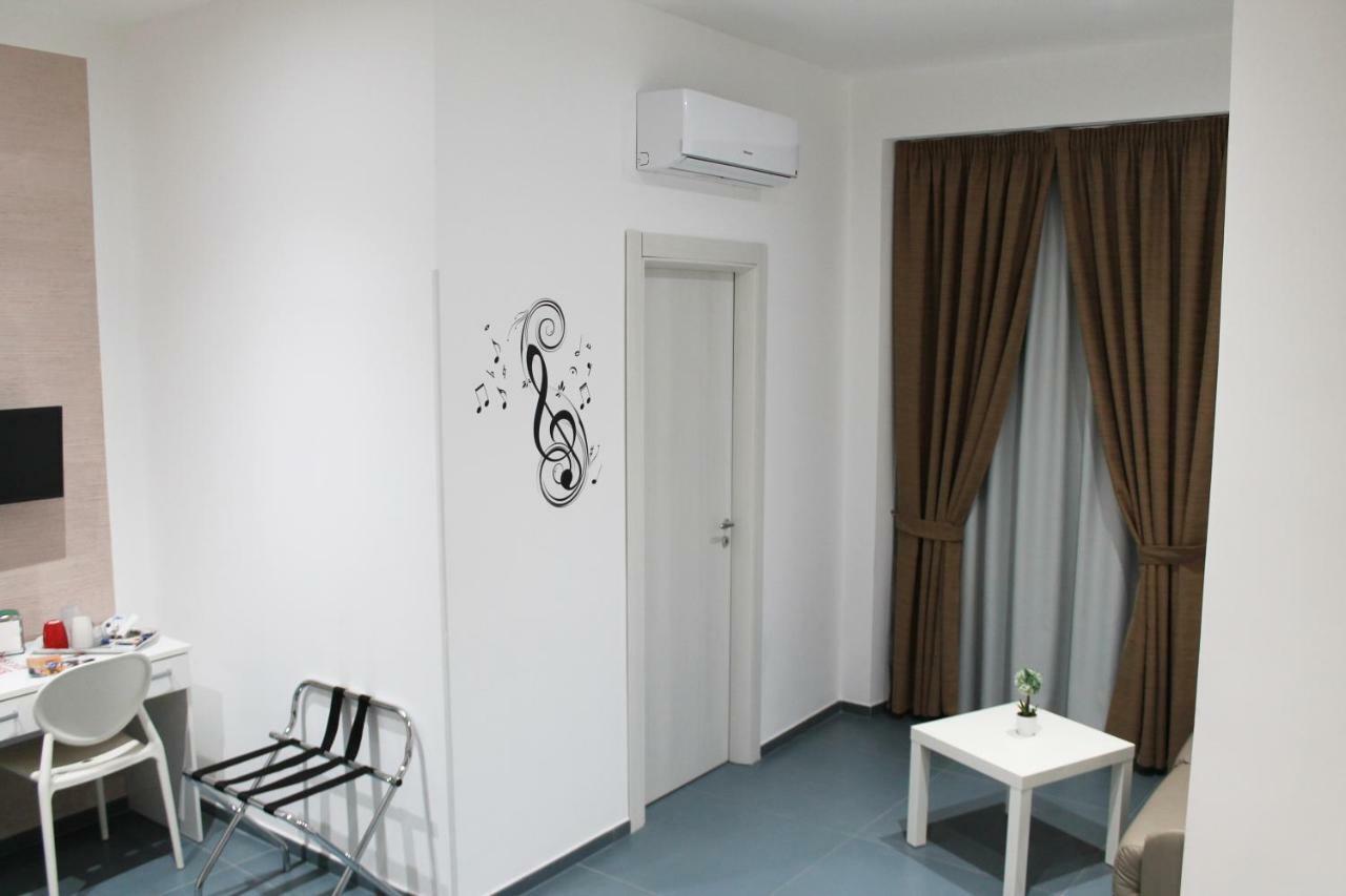 Mascalzone Latino Luxury Rooms Naples Exterior photo